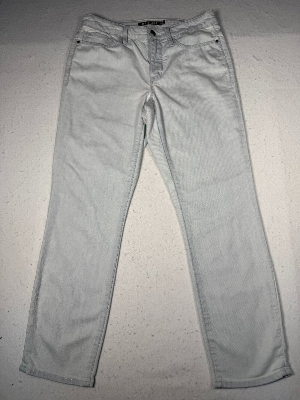 Athleta Jeans Women's Size 6 Sculptek Super Light Denim Wash Ankle Straight Leg